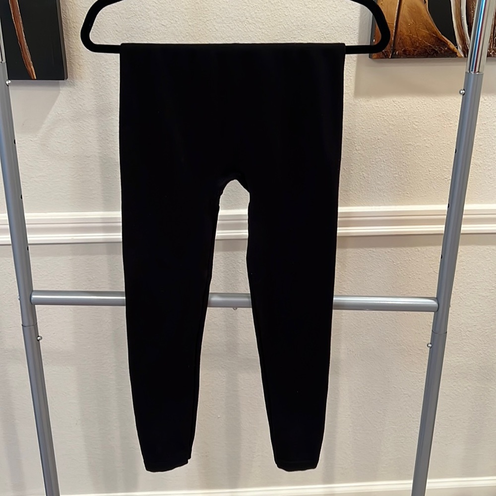 Black leggings